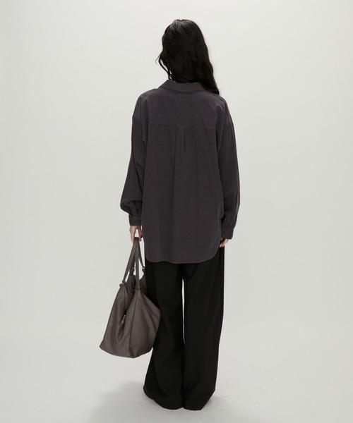 NUJOH(ヌゾ)の「Airy Flow Loose Shirt / エアリーフロウ ルーズシャツ(シャツ/ブラウス・レディース・ベージュ/チャコールグレー/アッシュブラウン・FREE)」の20枚目の写真