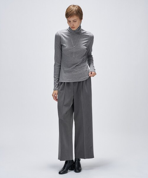 cloenc（クロエンス）の「【手洗い可】ウール混ハイネックプルオーバー（Tシャツ/カットソー・レディース・ベージュ系8/オフホワイト/グレー系4/ブラック・02）」の17枚目の写真