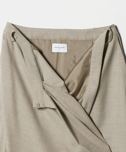 UNITED ARROWS(ユナイテッドアローズ)の「ドレープ アシンメトリー ロング スカート(スカート・レディース・ナチュラル/その他9/ブラック・36/38)」の19枚目の写真