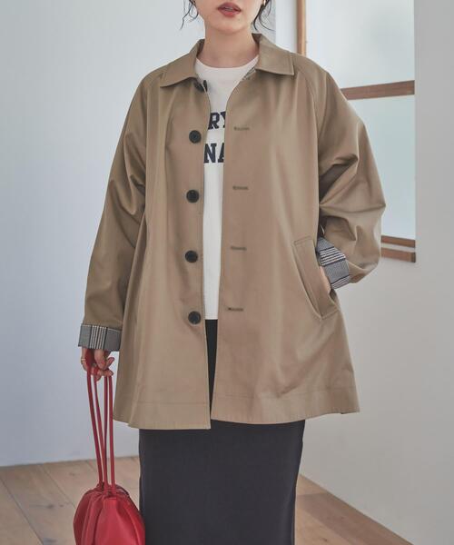 URBAN RESEARCH DOORS（アーバンリサーチドアーズ）の「リバーシブルステンカラーコート（ステンカラーコート・レディース・ベージュ/ネイビー・MEDIUM）」の9枚目の写真