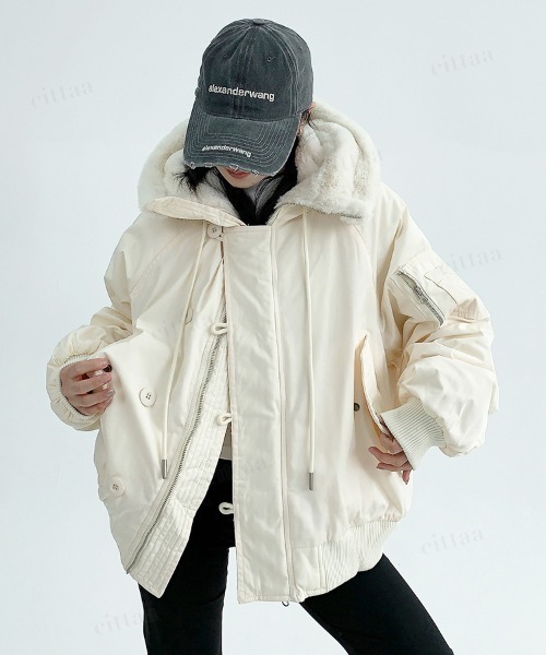 Dalfwin（ダールフィン）の「韓国ファッション N3Bボアフード付きコートブルゾン（ブルゾン・レディース・ブラック/オフホワイト/アーミー・FREE）」の20枚目の写真