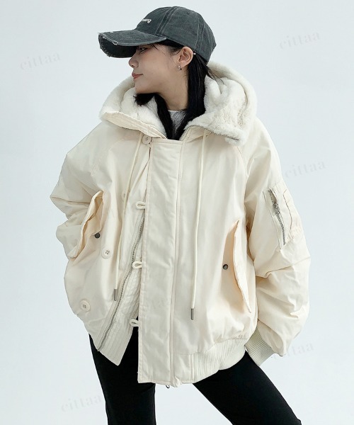 Dalfwin（ダールフィン）の「韓国ファッション N3Bボアフード付きコートブルゾン（ブルゾン・レディース・ブラック/オフホワイト/アーミー・FREE）」の21枚目の写真