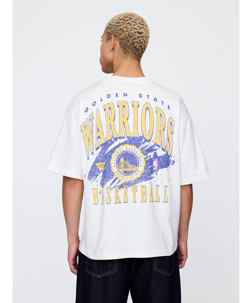 GAP（ギャップ）の「NBA ゴールデンステイト ウォリアーズ グラフィックTシャツ（Tシャツ/カットソー・メンズ・オフホワイト・XS/S/M/L/XL）」の9枚目の写真