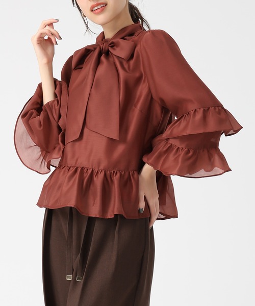 31 Sons de mode（トランテアン　ソン　ドゥ　モード）の「2025秋冬新作 ティアード袖ブラウス（シャツ/ブラウス・レディース・ワイン/ブラック/オフホワイト・ﾌﾘ-）」の14枚目の写真