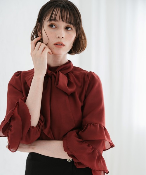 31 Sons de mode（トランテアン　ソン　ドゥ　モード）の「2025秋冬新作 ティアード袖ブラウス（シャツ/ブラウス・レディース・ワイン/ブラック/オフホワイト・ﾌﾘ-）」の8枚目の写真