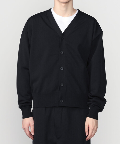 Bshop（ビショップ）の「NEUTRALWORKS | 〈別注〉 Vネックカーディガン MEN（カーディガン/ボレロ・メンズ・ブラック/ダークネイビー・L/M/XL）」の9枚目の写真