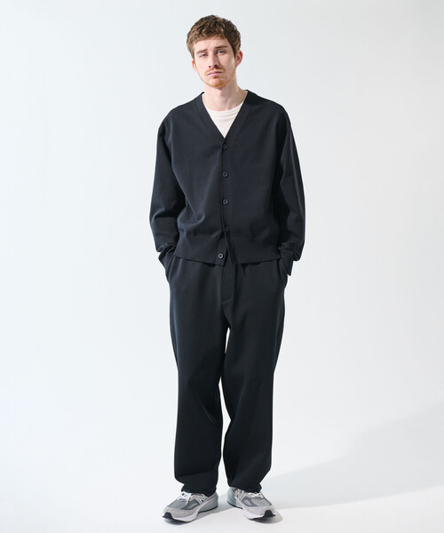 Bshop（ビショップ）の「NEUTRALWORKS | 〈別注〉 Vネックカーディガン MEN（カーディガン/ボレロ・メンズ・ブラック/ダークネイビー・L/M/XL）」の19枚目の写真