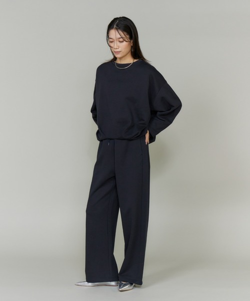 INED（イネド）の「フロントタック裏毛プルオーバー《YVON》【セットアップ対応】（Tシャツ/カットソー・レディース・チャコールグレー/ネイビー・9号）」の5枚目の写真