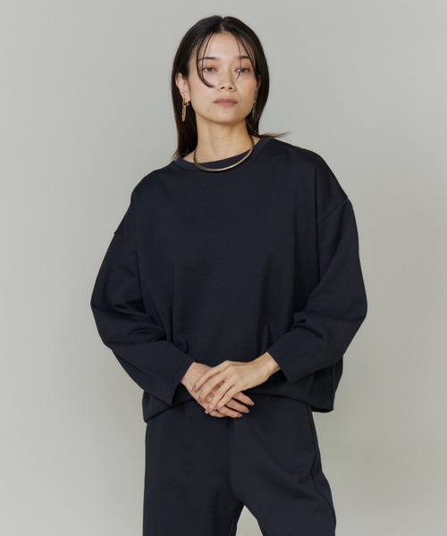 INED（イネド）の「フロントタック裏毛プルオーバー《YVON》【セットアップ対応】（Tシャツ/カットソー・レディース・チャコールグレー/ネイビー・9号）」の8枚目の写真