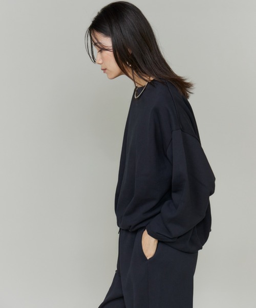 INED（イネド）の「フロントタック裏毛プルオーバー《YVON》【セットアップ対応】（Tシャツ/カットソー・レディース・チャコールグレー/ネイビー・9号）」の10枚目の写真