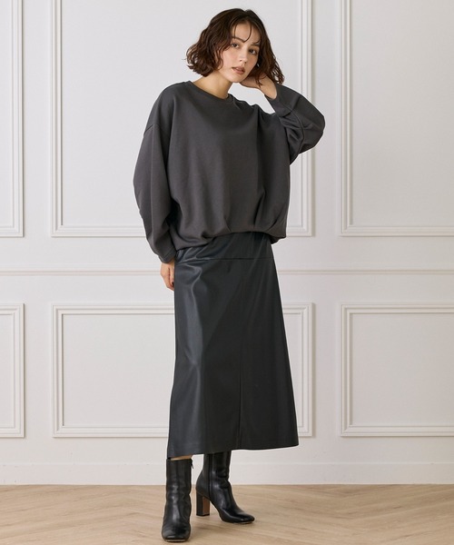 INED（イネド）の「フロントタック裏毛プルオーバー《YVON》【セットアップ対応】（Tシャツ/カットソー・レディース・チャコールグレー/ネイビー・9号）」の20枚目の写真