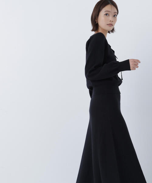 NATURAL BEAUTY BASIC(ナチュラルビューティーベーシック)の「◇ベロアリボンニットセットアップ(ワンピース・レディース・ブラック/ベージュ・MEDIUM/P/S)」の7枚目の写真