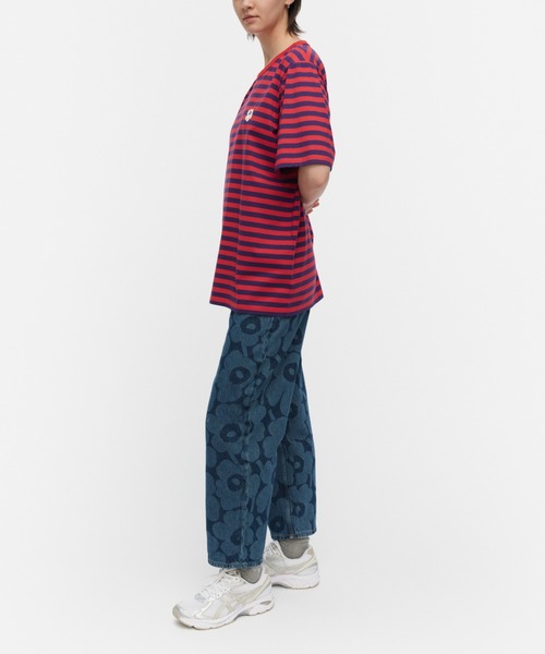 marimekko(マリメッコ)の「【kioski】Tasaraita Unikko / tshirt(Tシャツ/カットソー・レディース・レッド・LARGE/MEDIUM/SMALL/X-SMALL)」の2枚目の写真