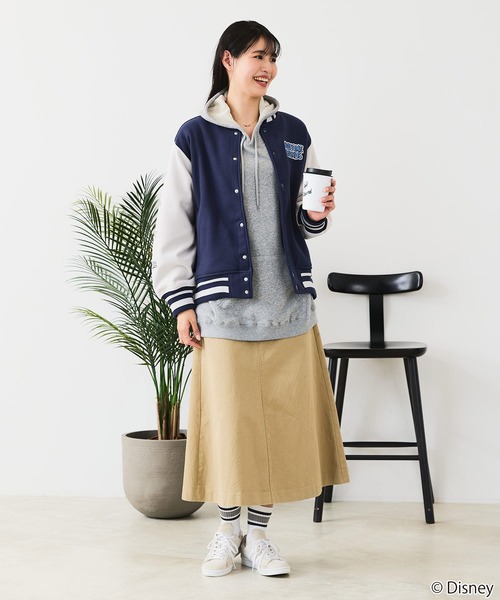 Disney/ディズニー】MICKEY MOUSE/ミッキーマウス 袖切替 ワッペン刺繍