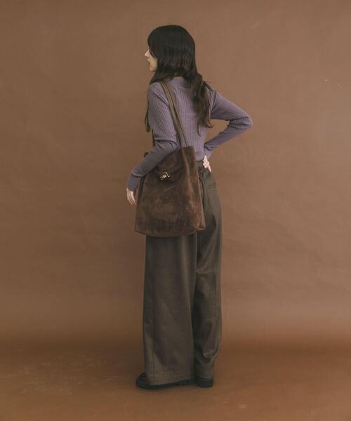 ITEMS URBANRESEARCH（アイテムズ アーバンリサーチ）の「シアーリブポロニット（ニット/セーター・レディース・パープル/グレー/カーキ・FREE）」の19枚目の写真