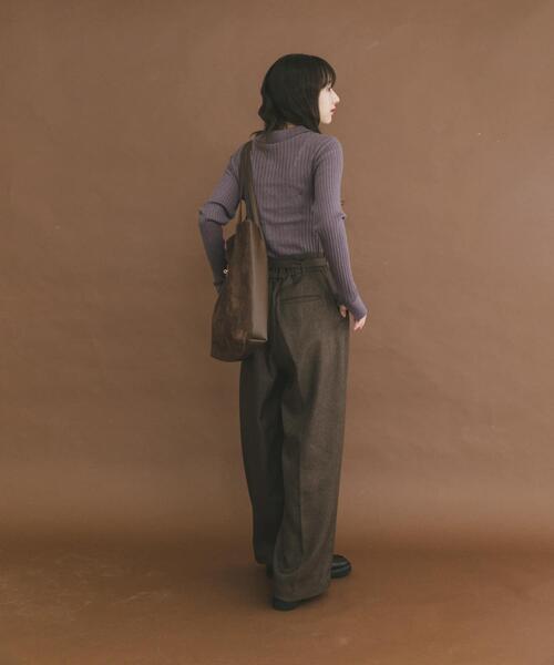 ITEMS URBANRESEARCH（アイテムズ アーバンリサーチ）の「シアーリブポロニット（ニット/セーター・レディース・パープル/グレー/カーキ・FREE）」の20枚目の写真