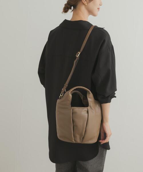 URBAN RESEARCH DOORS（アーバンリサーチドアーズ）の「パファーハンドルバッグ（ハンドバッグ・レディース・ブラウン/ブルー・ONE）」の8枚目の写真