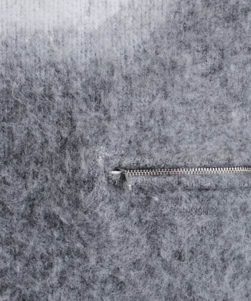 tk.TAKEO KIKUCHI（ティーケータケオキクチ）の「グラデーションニット（ニット/セーター・メンズ・ブラック/ブラウン系その他/グレー・02/03/04）」の7枚目の写真