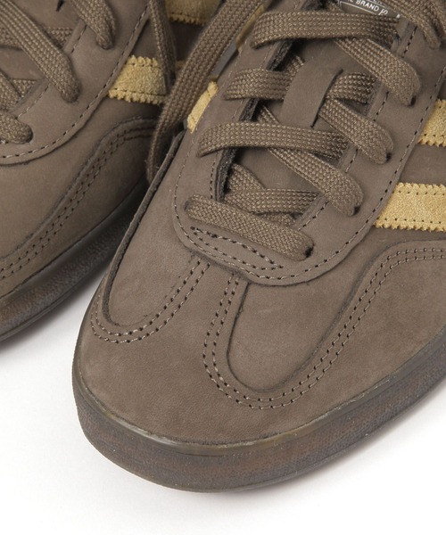 adidas（アディダス）の「【adidas(アディダス)】GAZELLE INDOOR(WOMENS)（スニーカー・レディース・ブラウン・LARGE/MEDIUM）」の6枚目の写真