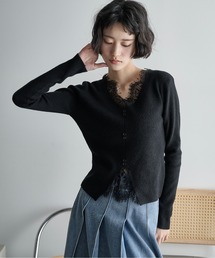 THE YOn（ザヨン）の「レースレイヤードVネックリブニット（ニット/セーター）」