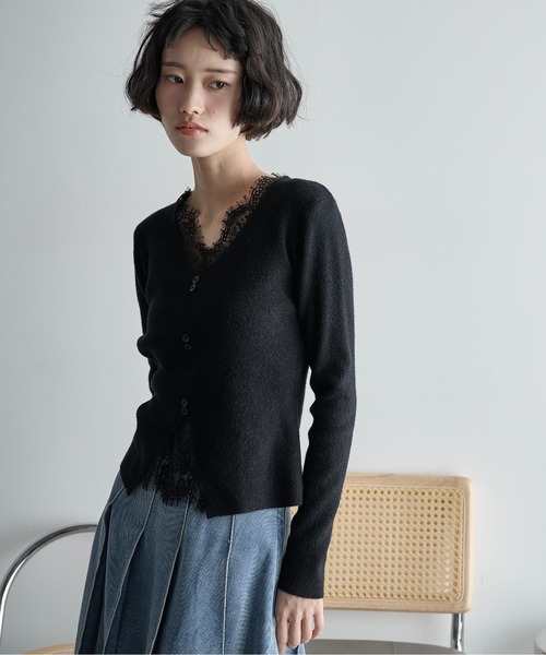 THE YOn（ザヨン）の「レースレイヤードVネックリブニット（ニット/セーター・レディース・ブラック/アイボリー/チャコールグレー/ピンク・FREE）」の20枚目の写真
