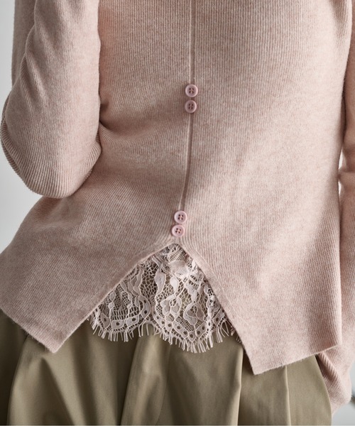 THE YOn（ザヨン）の「レースレイヤードVネックリブニット（ニット/セーター・レディース・ブラック/アイボリー/チャコールグレー/ピンク・FREE）」の10枚目の写真