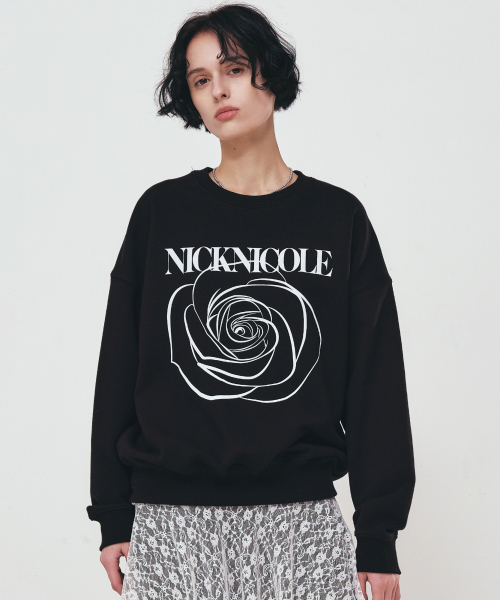 NICK&NICOLE(ニックアンドニコール)の「NICOLE ROSE PRINTING SWEATSHIRT_BLACK WHITE(スウェット・レディース・その他・FREE)」の2枚目の写真