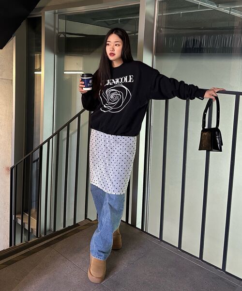 NICK&NICOLE(ニックアンドニコール)の「NICOLE ROSE PRINTING SWEATSHIRT_BLACK WHITE(スウェット・レディース・その他・FREE)」の6枚目の写真