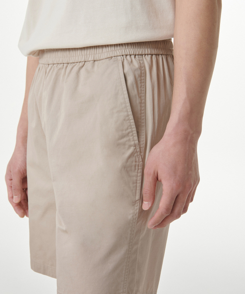 MUSINSA STANDARD（ムシンサスタンダード）の「コットンバンディングショーツ[ライトベージュ]（その他パンツ・メンズ・その他・26/28/30/32/34/38）」の5枚目の写真