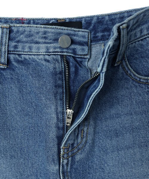 YOUHEE(ユヒ)の「YOUHEE LETTERING DENIM MINI SKIRT BLUE(スカート・レディース・その他・MEDIUM)」の5枚目の写真