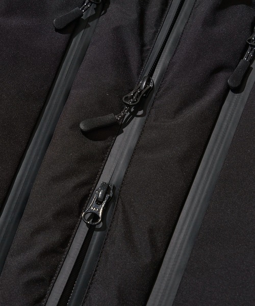 +phenix（プラスフェニックス）の「【+phenix / プラスフェニックス】別注 ゴアテックス ダウンジャケット / GORE-TEX DOWN JACKET（ダウンジャケット/コート・メンズ・ネイビー/ブラック・SMALL/MEDIUM/LARGE/X-LARGE）」の5枚目の写真