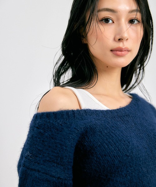 BLUE×PALANG(ブルーパラン)の「OFF SHOULDER BIG KNIT(ニット/セーター・レディース・ライトブルー/ロイヤルブルー/ネイビー/ダルブルー系・FREE)」の8枚目の写真