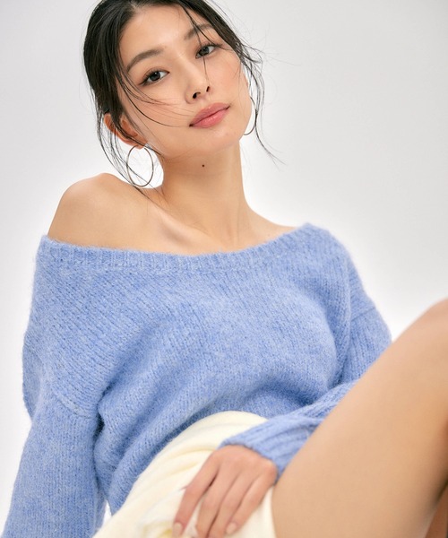 BLUE×PALANG(ブルーパラン)の「OFF SHOULDER BIG KNIT(ニット/セーター・レディース・ライトブルー/ロイヤルブルー/ネイビー/ダルブルー系・FREE)」の17枚目の写真