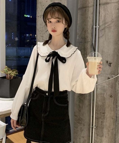 Mayree(メイリー)の「【Mayree】フリルカラーブラウス/黒リボン付き(シャツ/ブラウス・レディース・ホワイト・SMALL/MEDIUM/LARGE)」の4枚目の写真