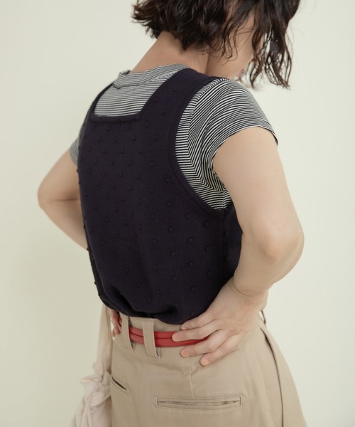 CHILD WOMAN（チャイルドウーマン）の「つぶつぶ編みスクエアネックベスト（ベスト・レディース・ネイビー/アイボリー/グリーン/サックスブルー・FREE）」の7枚目の写真