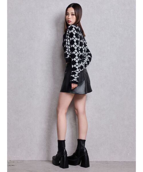 GYDA（ジェイダ）の「Argyll patternミニシャギーニットカーディガン（カーディガン/ボレロ・レディース・ブラック/オフホワイト・FREE）」の6枚目の写真