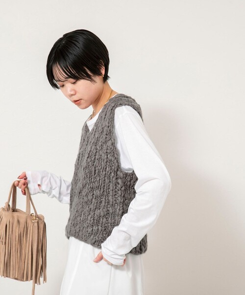 NOLLEY’S(ノーリーズ)の「Vネックニットベスト(ニット/セーター・レディース・オフホワイト/チャコールグレー・38)」の15枚目の写真