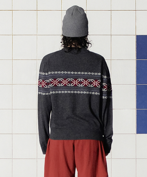 UNALLOYED(アナロイド)の「クローバーアーガイルVネックニット / チャコール(ニット/セーター・メンズ・その他・LARGE/MEDIUM)」の3枚目の写真