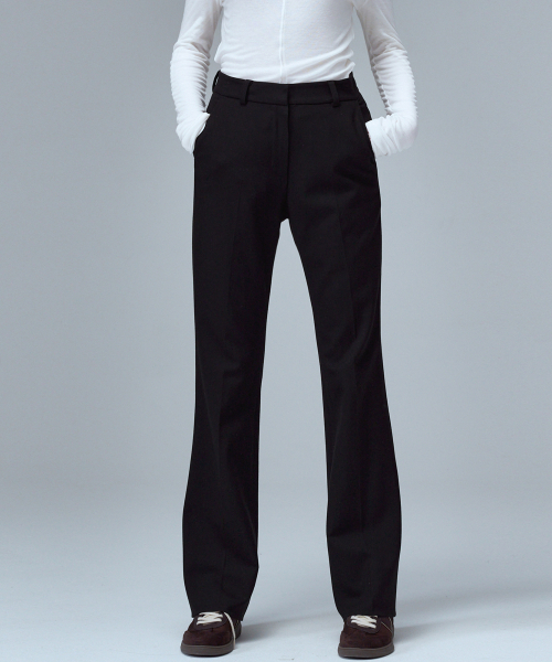 MALOUPE（マロップ）の「2138 裏起毛ストレッチスリムブーツカットパンツ（ブラック）（スラックス・レディース・ブラック・26/28/30）」の3枚目の写真