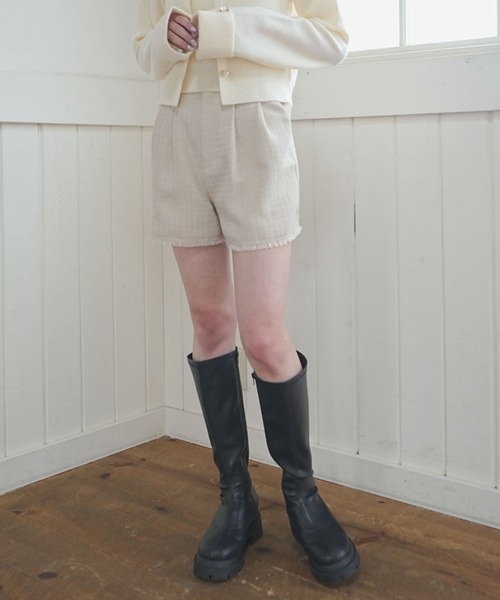 archives(アルシーヴ)の「フリンジツイードショートパンツ(その他パンツ・レディース・ワイン/ブラック/アイボリー・MEDIUM)」の14枚目の写真
