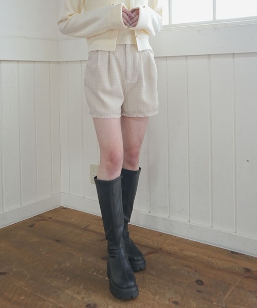 archives(アルシーヴ)の「フリンジツイードショートパンツ(その他パンツ・レディース・ワイン/ブラック/アイボリー・MEDIUM)」の15枚目の写真