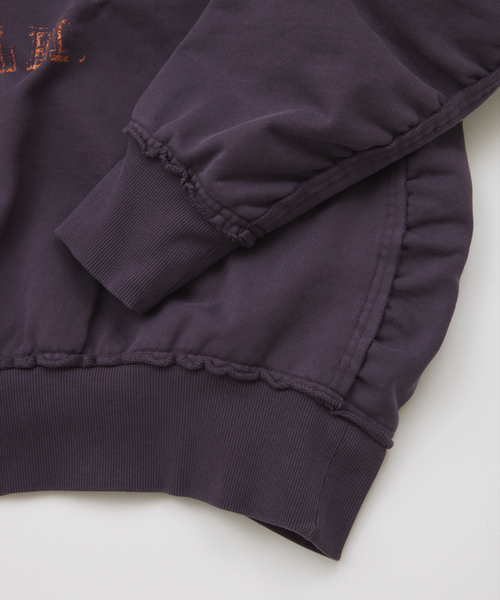 JOURNAL STANDARD（ジャーナルスタンダード）の「ブロークン プリント クルーネック スウェット（スウェット・メンズ・アイボリー/サックスブルー/ブラックミックス・MEDIUM/LARGE）」の6枚目の写真