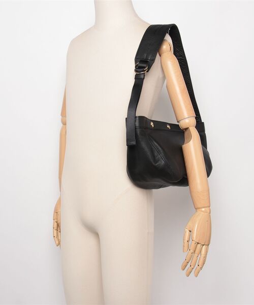 POMTATA（ポンタタ）の「POMTATA/ポンタタ/OEF TOTE/P3169（トートバッグ・レディース・ブラック・F）」の5枚目の写真