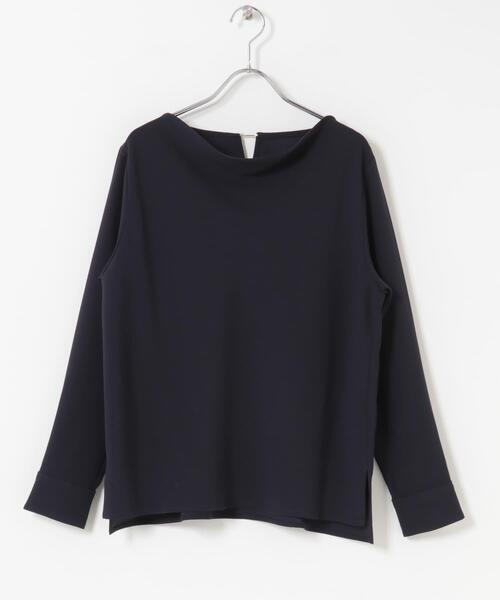 URBAN RESEARCH ROSSO WOMEN（アーバンリサーチ　ロッソ）の「トリアセテート混ドレープネックブラウス（シャツ/ブラウス・レディース・ライトベージュ/ネイビー・FREE）」の16枚目の写真