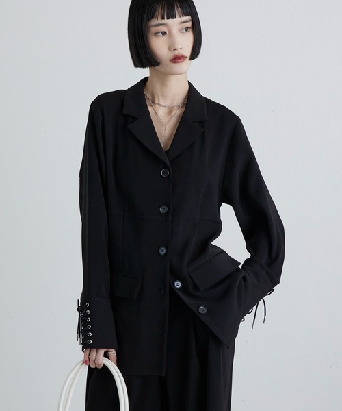 Lui's（ルイス）の「袖口レースアップシャツジャケット（シャツ/ブラウス・レディース・ブラック/グレー・FREE）」の5枚目の写真