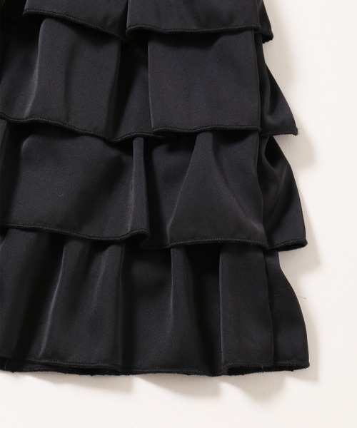 PHILLY(フィリー)の「サテンフリルティアードミニスカート(スカート・レディース・ホワイト/ブラック・FREE)」の19枚目の写真