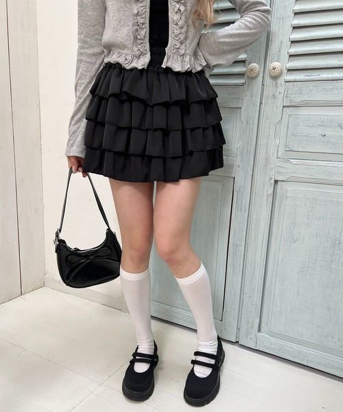 PHILLY(フィリー)の「サテンフリルティアードミニスカート(スカート・レディース・ホワイト/ブラック・FREE)」の14枚目の写真