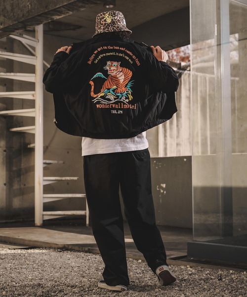 WONDER WALL MOTEL（ワンダーウォールモーテル）の「mj11319-EMBROIDERY SPORTS JACKET スポーツジャケット(26SSJK004)（ブルゾン・メンズ・グリーン/ブラック・S/XL/L/M）」の7枚目の写真