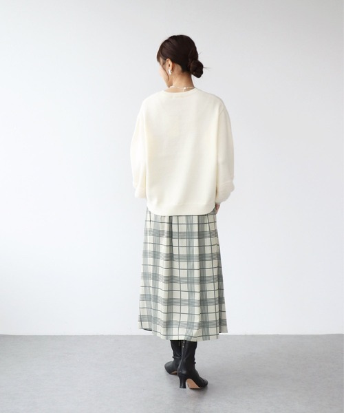 Jines(ジネス)の「リバーシブルタフタスカート(スカート・レディース・ネイビー/ラベンダー/アイボリー/ベージュ・38)」の8枚目の写真