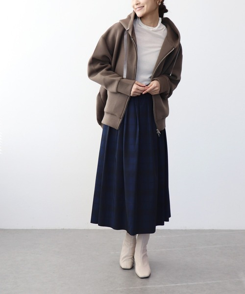 Jines(ジネス)の「リバーシブルタフタスカート(スカート・レディース・ネイビー/ラベンダー/アイボリー/ベージュ・38)」の9枚目の写真